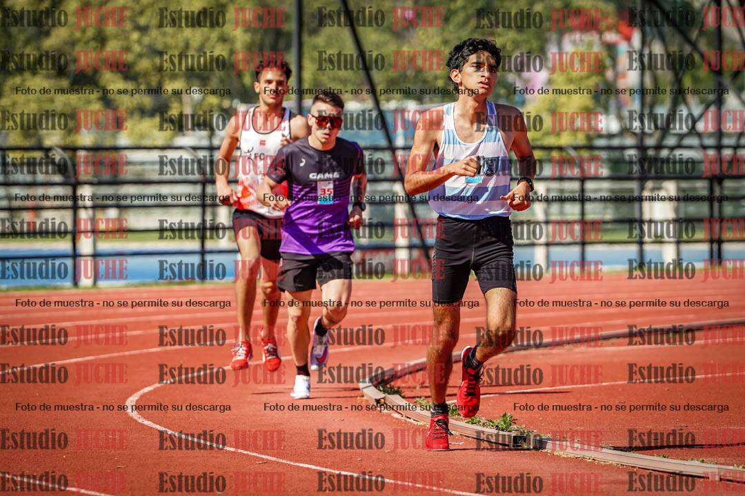 Fotos de los 1500 m llanos de varones