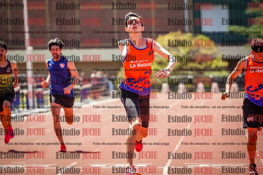 Fotos de los 200 m llanos de varones