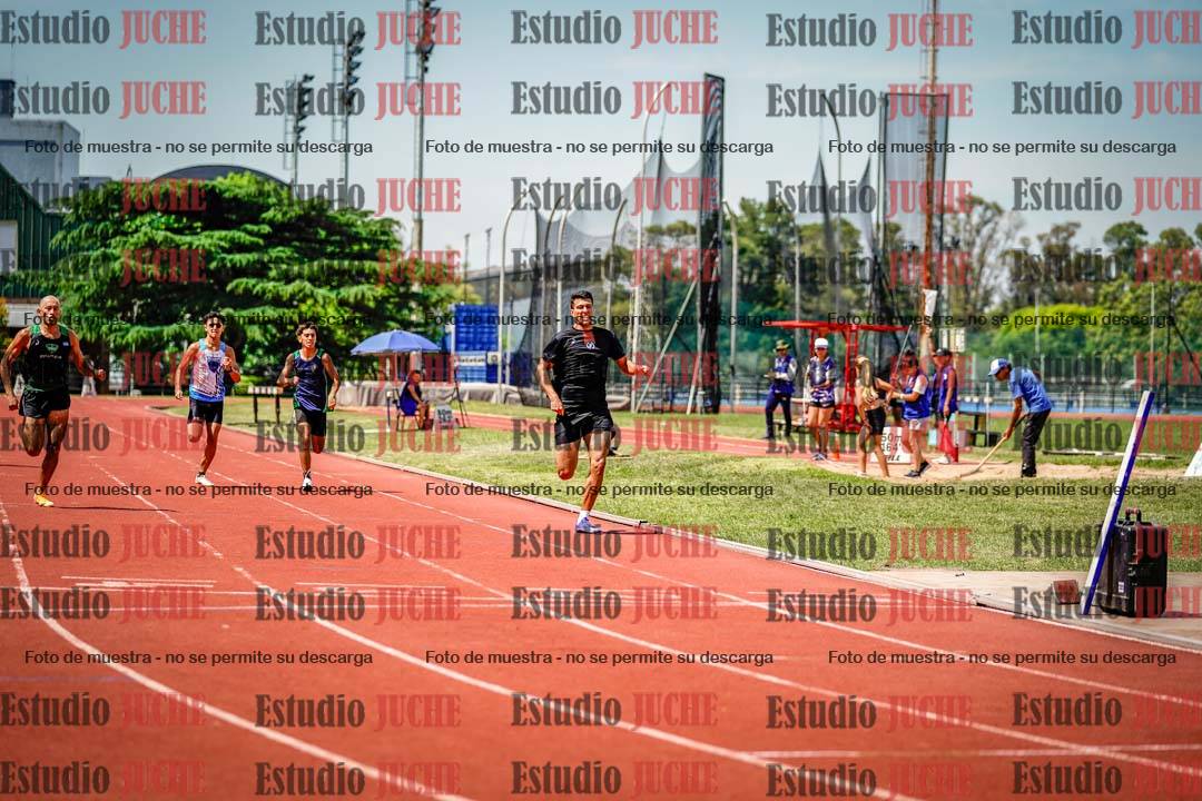 Fotos de los 400 m llanos de varones