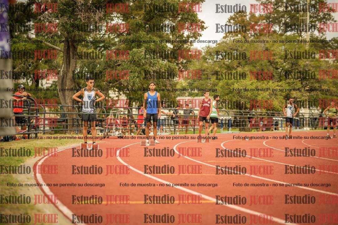 Fotos de los 200 m llanos de varones