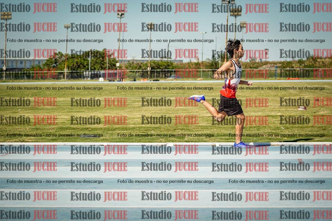 Fotos de los 600 m llanos de varones