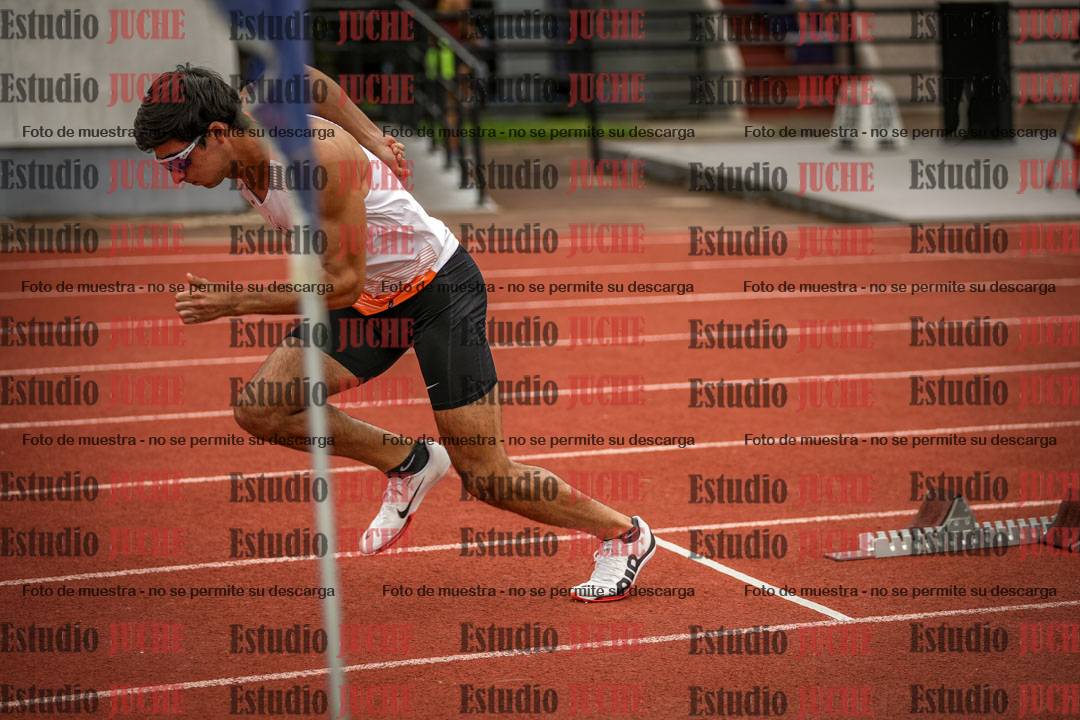 Fotos de los 400 m llanos de varones