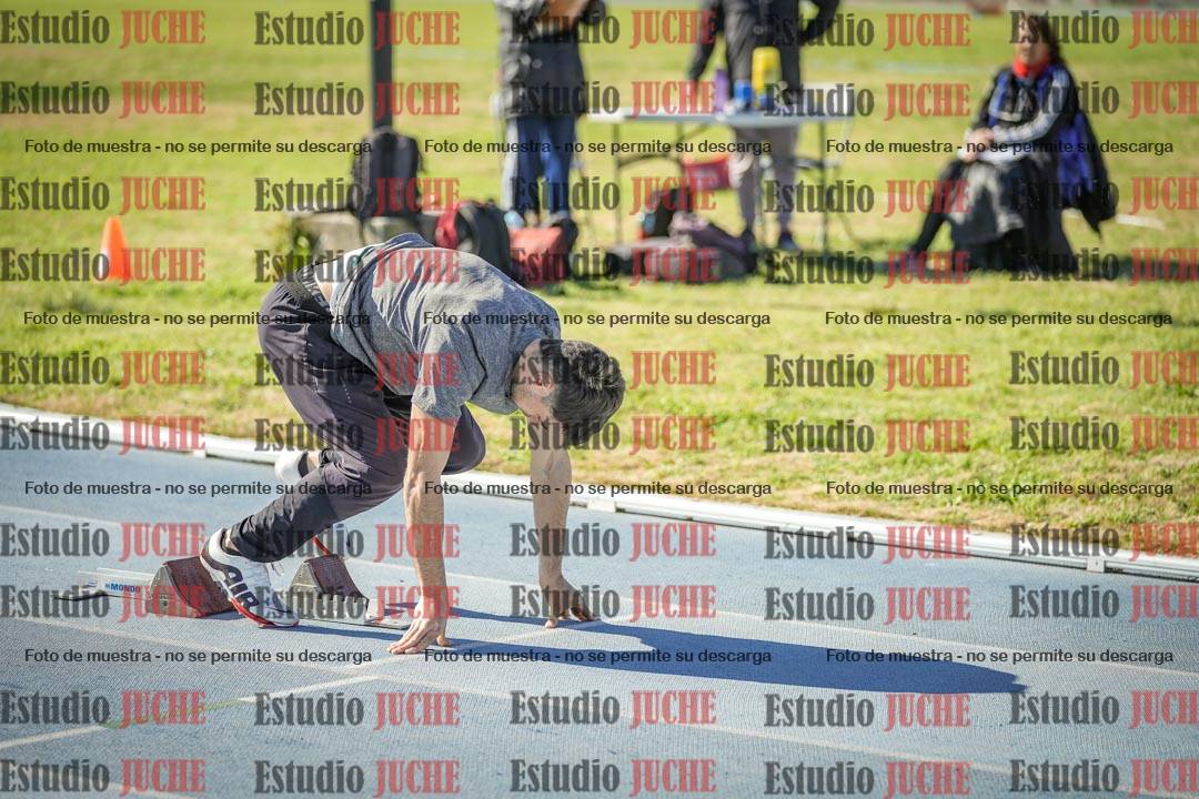 Fotos de los 400 m llanos de varones