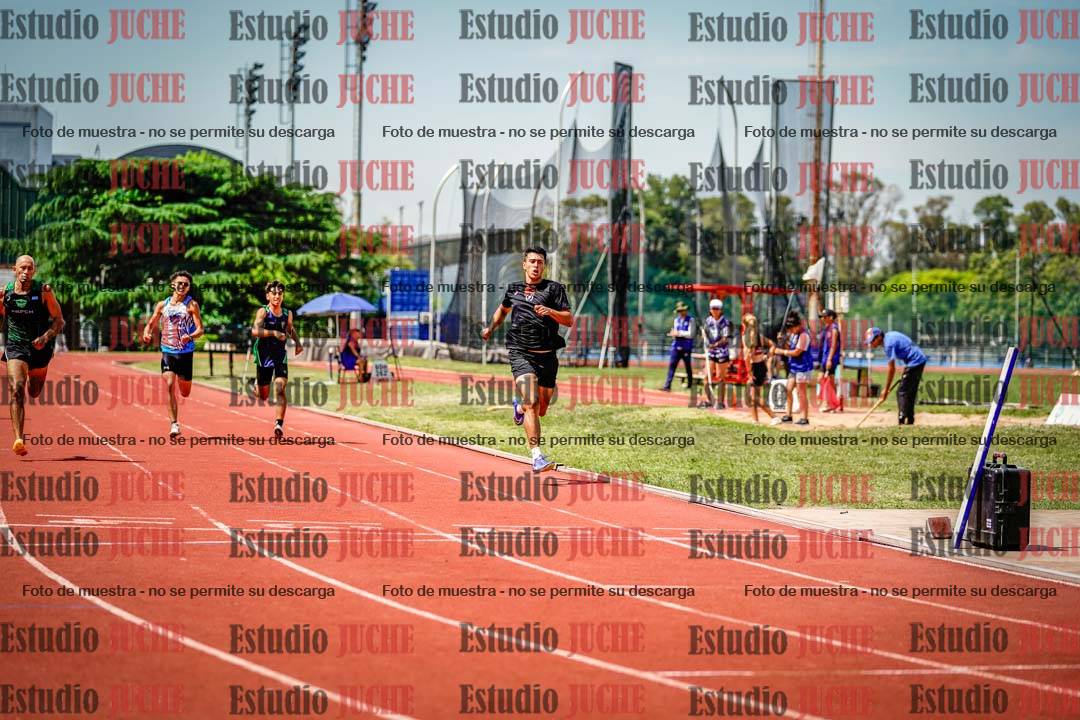 Fotos de los 400 m llanos de varones