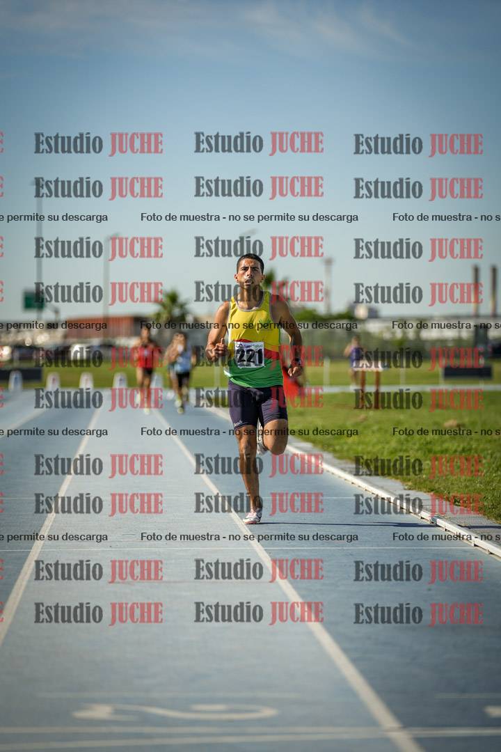 Fotos de los 1500 m llanos de varones