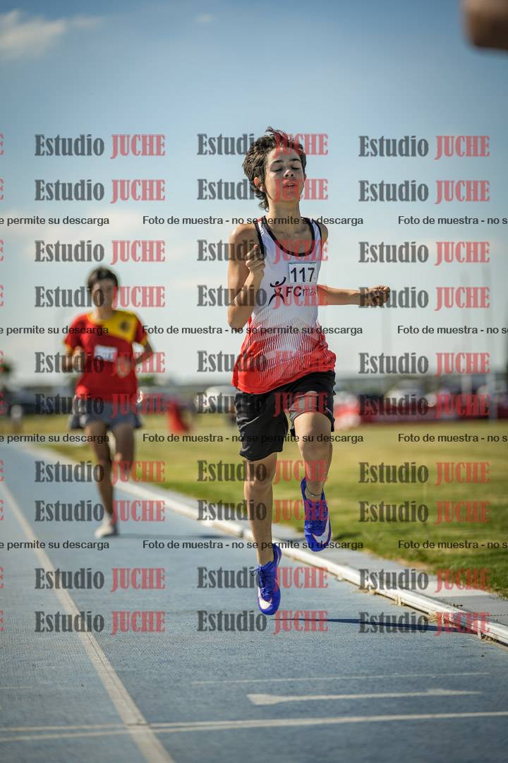 Fotos de los 600 m llanos de varones