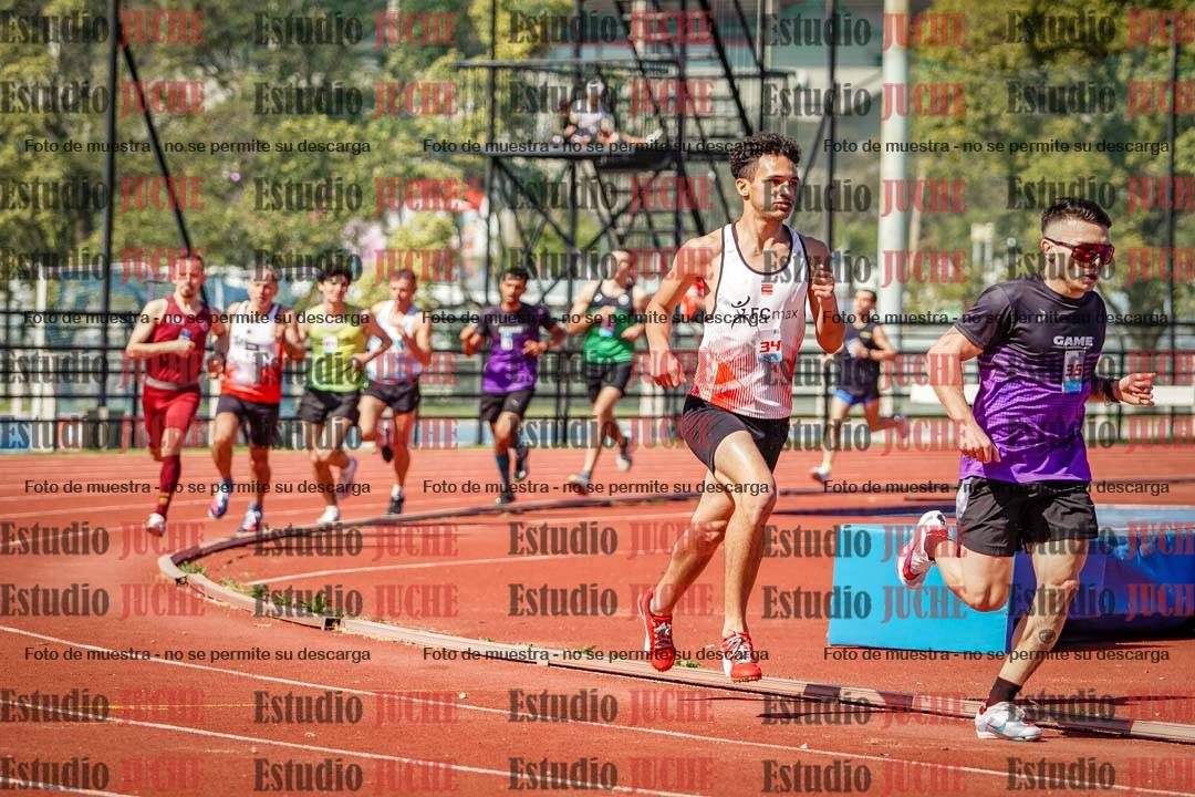 Fotos de los 1500 m llanos de varones