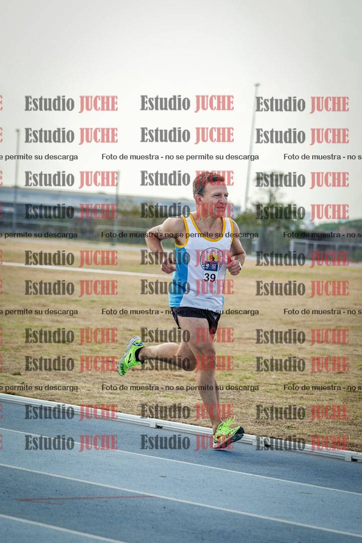 Fotos de los 800 m llanos de varones