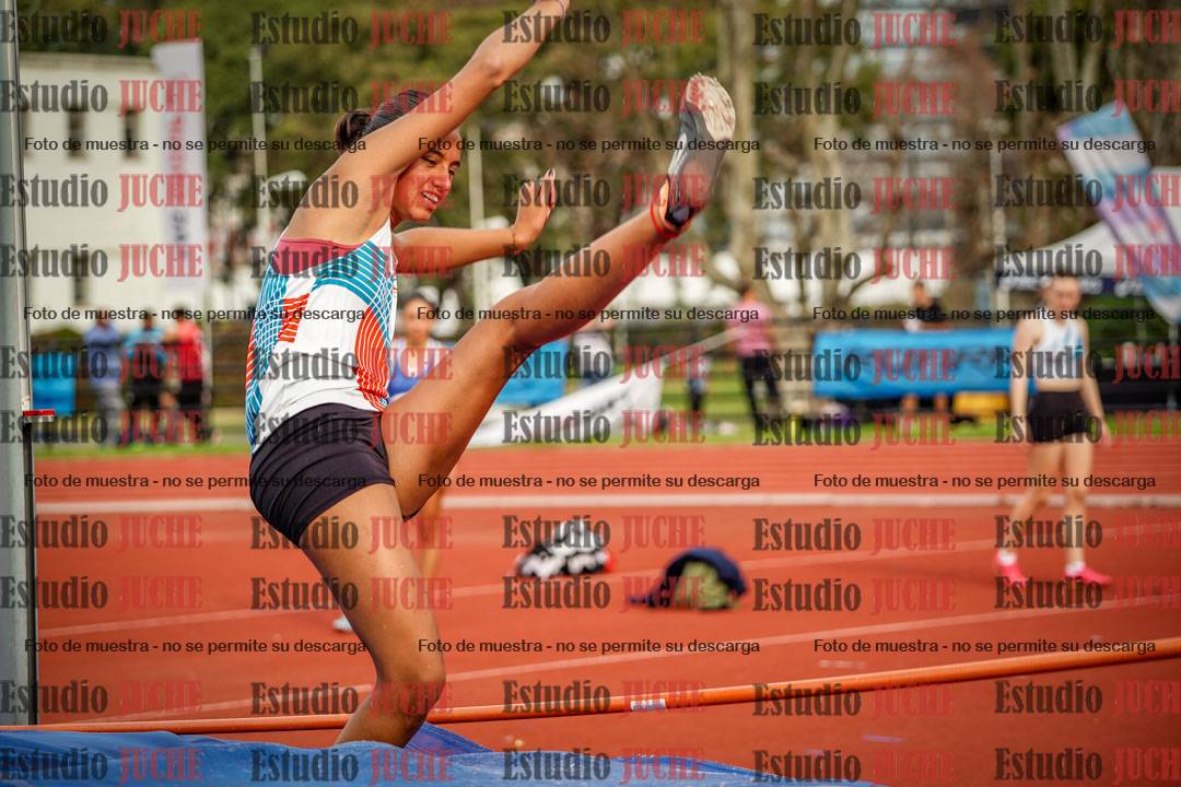 Fotos del salto en alto de mujeres - heptatlón 2