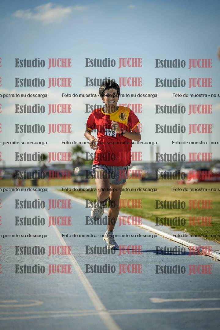Fotos de los 600 m llanos de varones