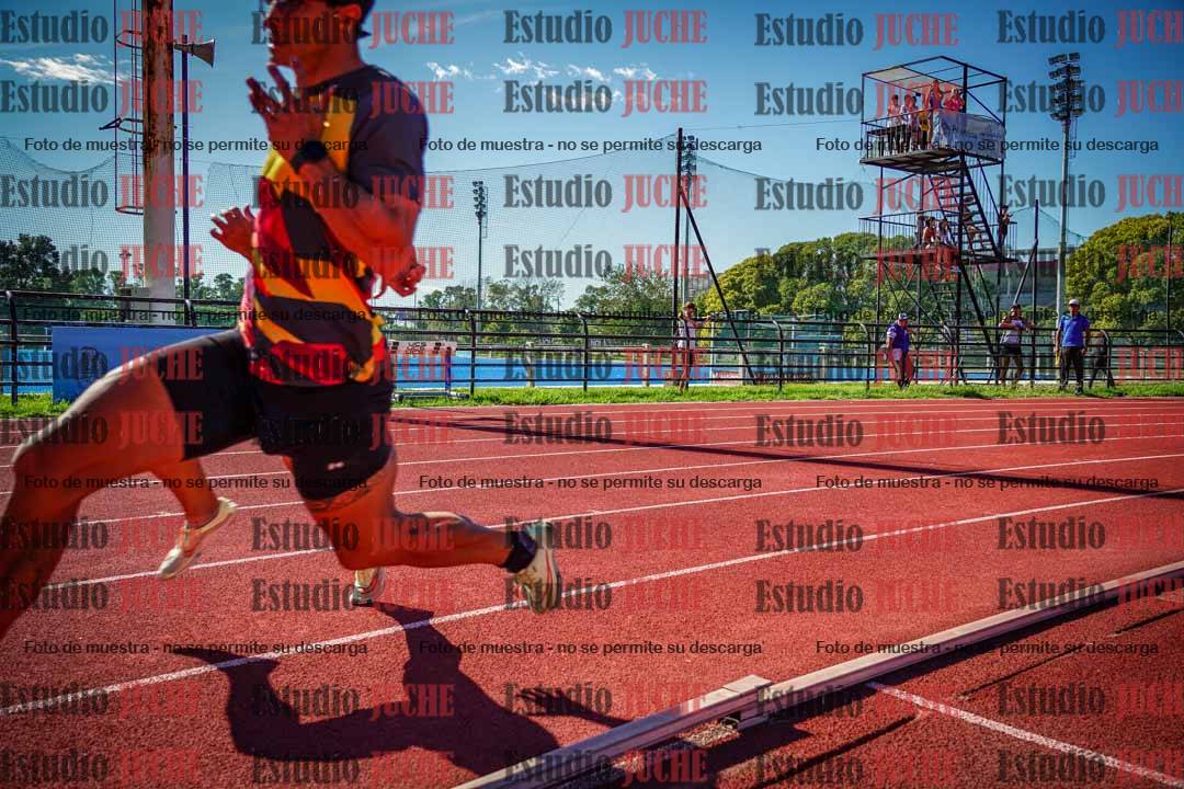 Fotos de los 200 m llanos de varones
