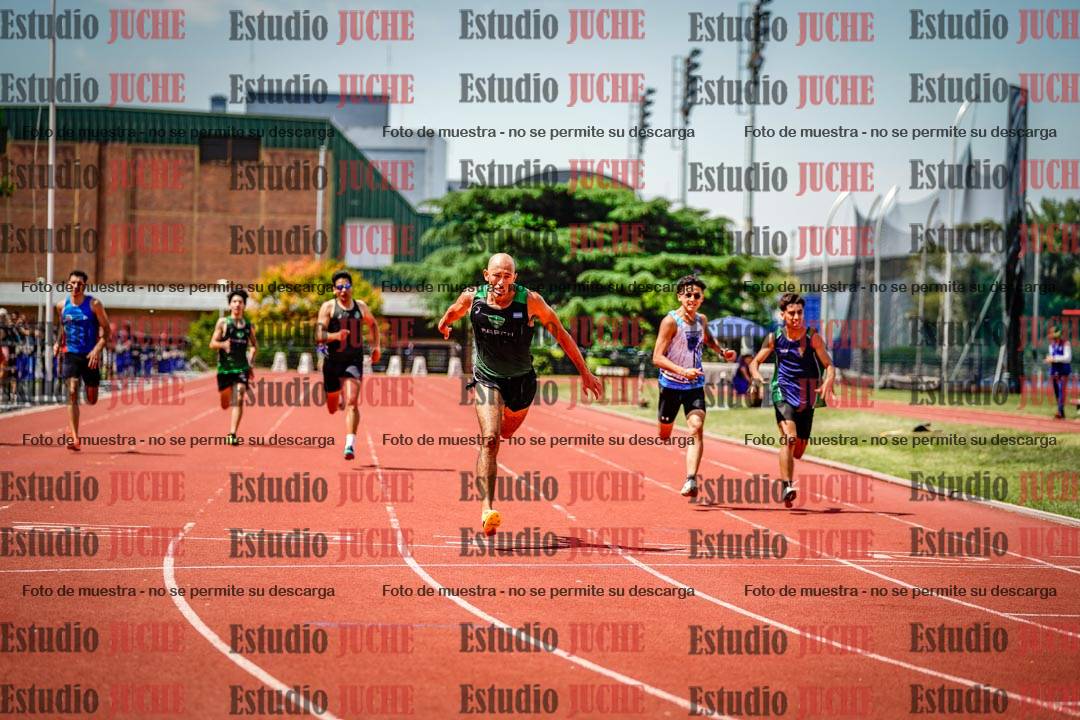 Fotos de los 400 m llanos de varones