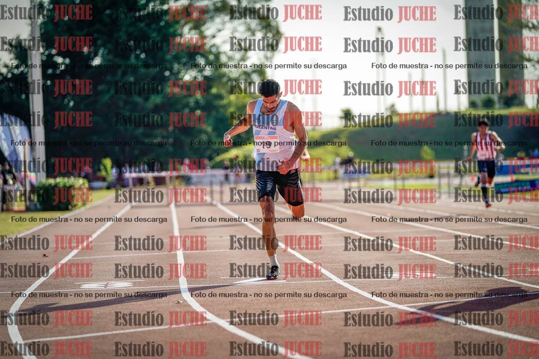 Fotos de los 400 m con vallas de varones