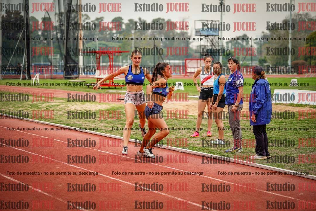 Fotos de las Postas 4x400 m de mujeres