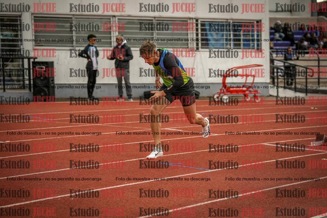 Fotos de los 400 m llanos de varones