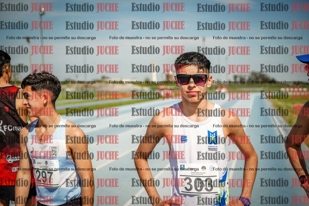 Fotos de los 3000 m llanos de varones
