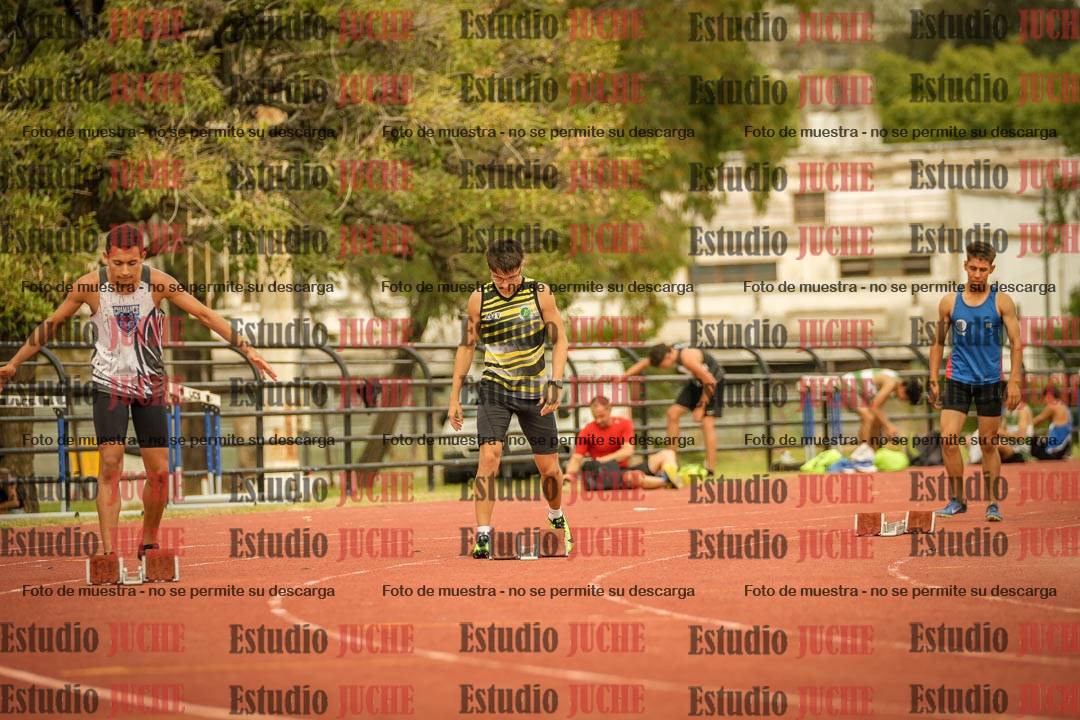 Fotos de los 200 m llanos de varones