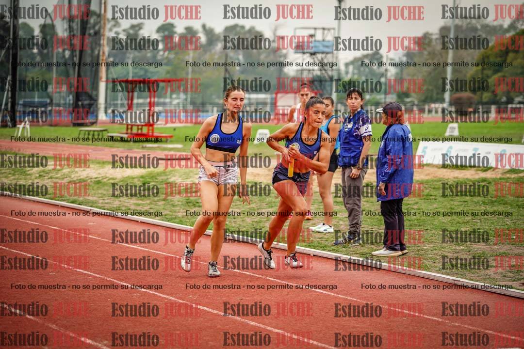 Fotos de las Postas 4x400 m de mujeres