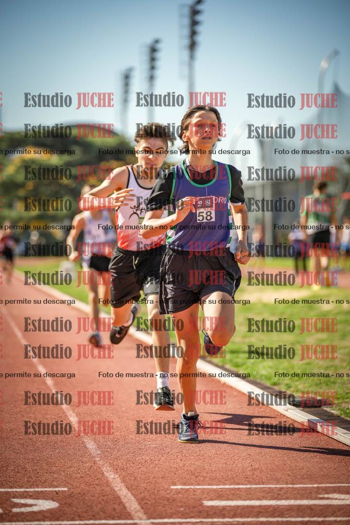 Fotos de los 600 m llanos de varones