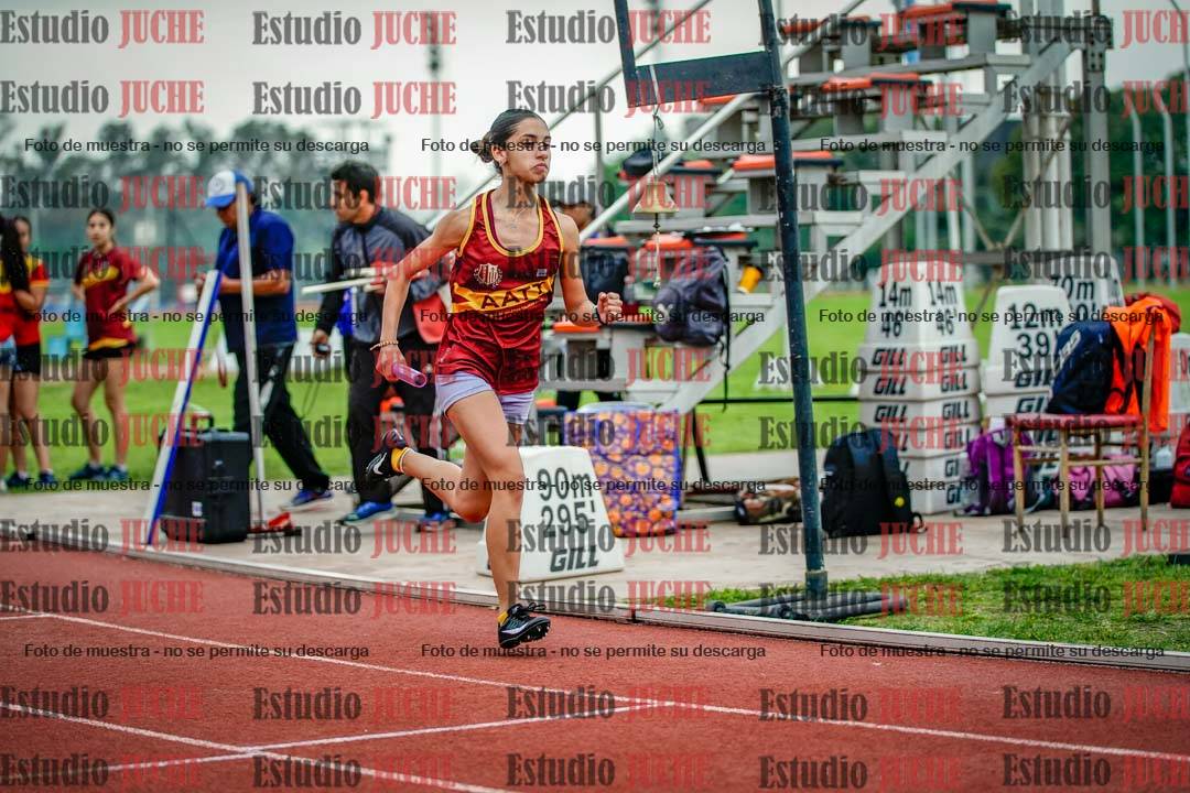 Fotos de las postas 8x200 m mixtas