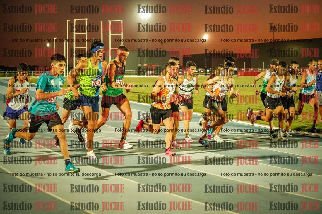 Fotos de los 3000 m llanos de varones