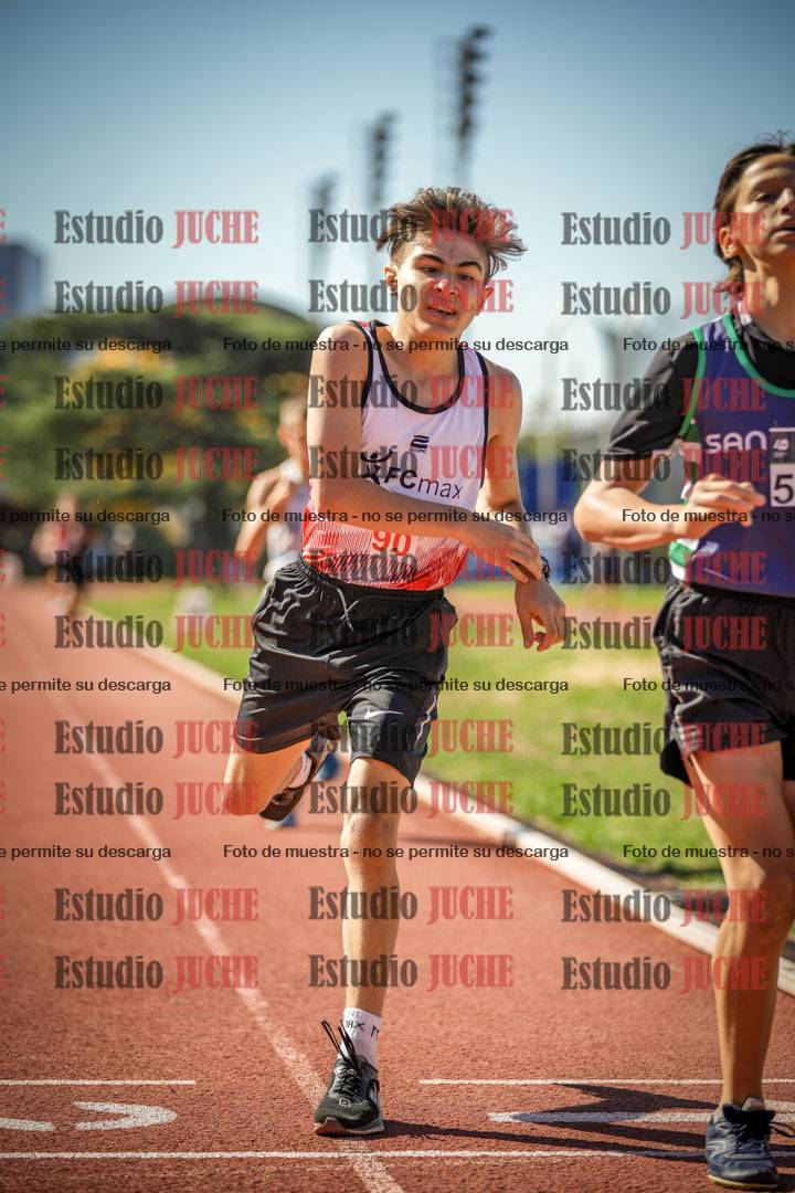 Fotos de los 600 m llanos de varones