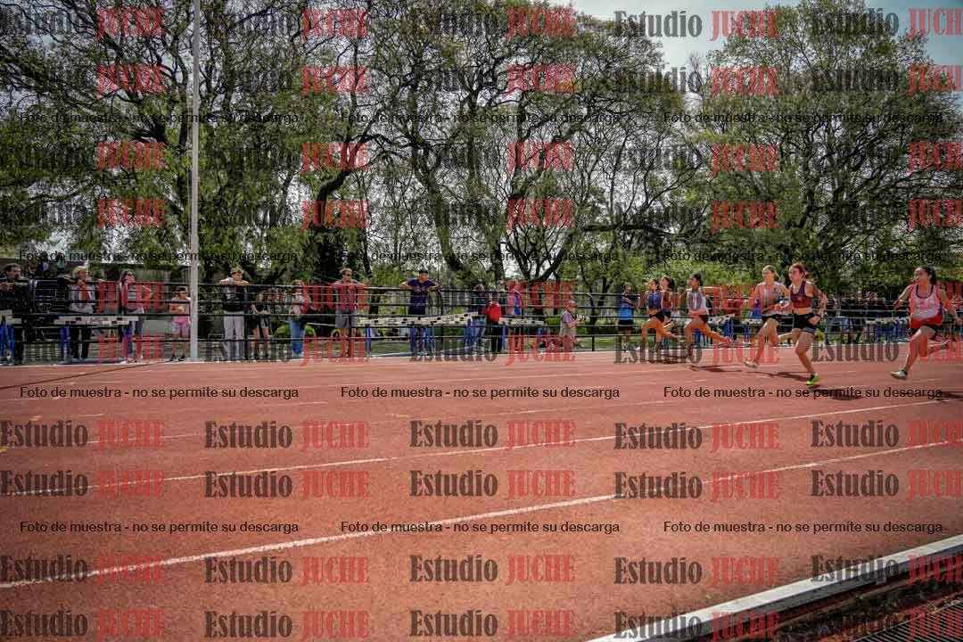 Fotos de los 80 m llanos de mujeres - FINAL