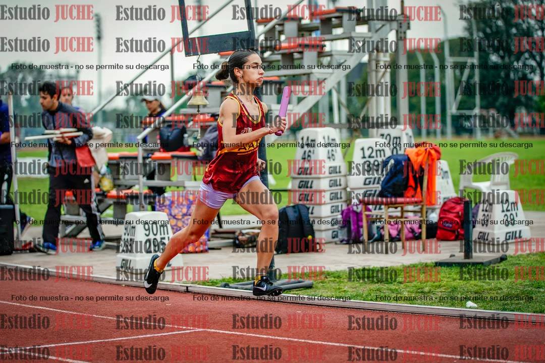 Fotos de las postas 8x200 m mixtas