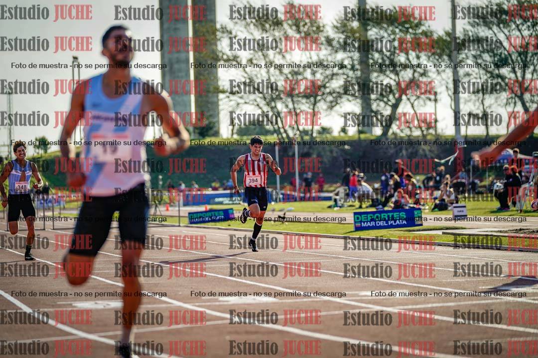 Fotos de los 400 m con vallas de varones