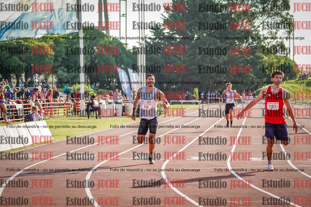 Fotos de los 400 m con vallas de varones