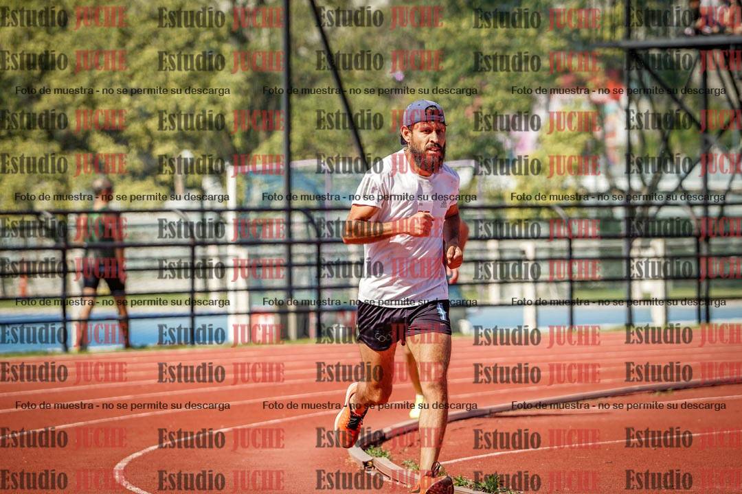 Fotos de los 1500 m llanos de varones