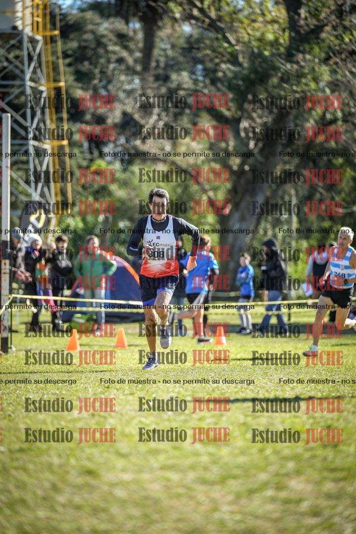 Fotos de la llegada del cross de 1500 m