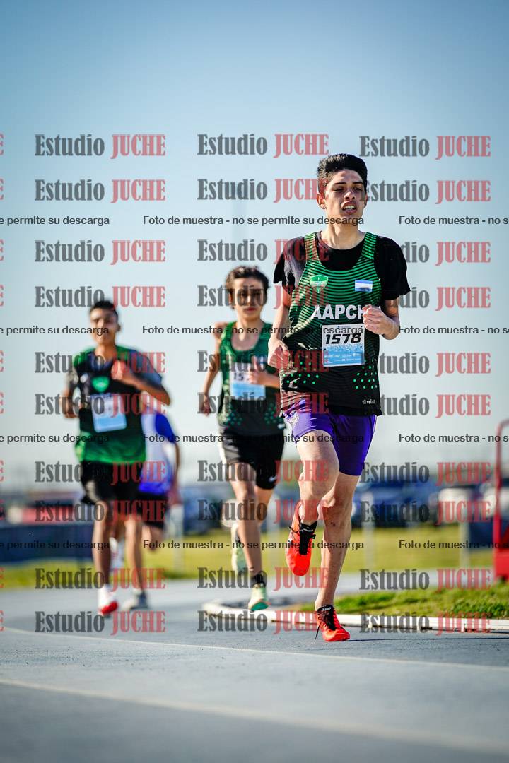 Fotos de los 2000 m llanos de varones