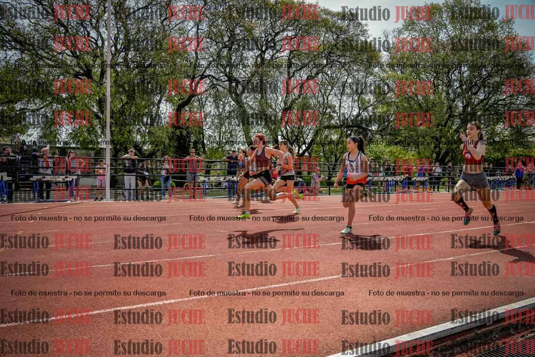 Fotos de los 80 m llanos de mujeres - FINAL