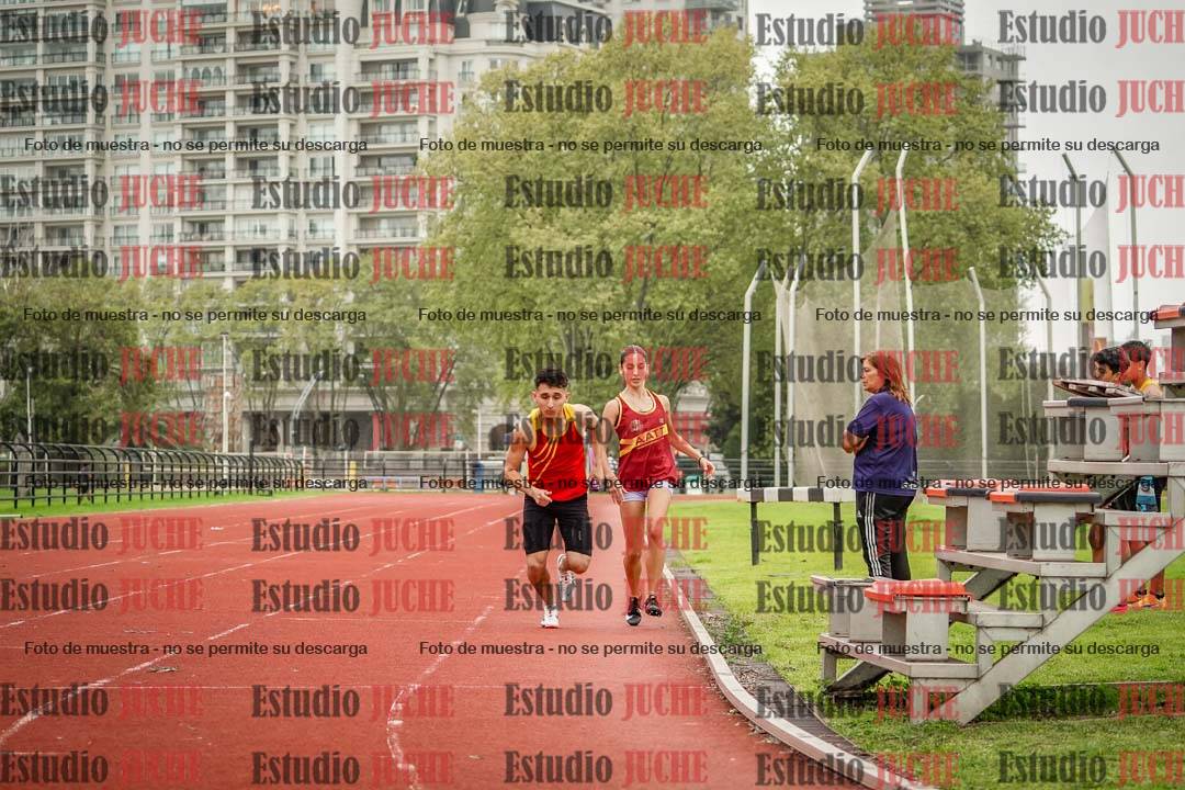 Fotos de las postas 8x200 m mixtas