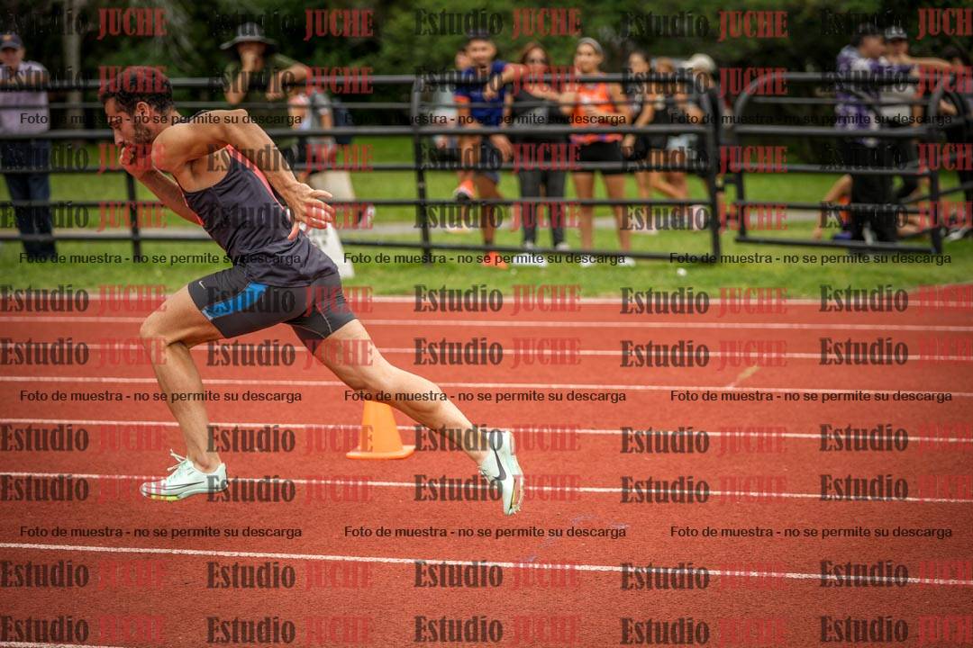 Fotos de los 400 m llanos de varones
