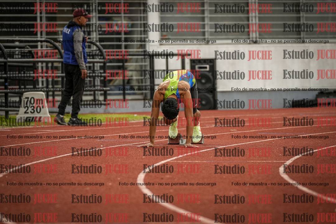 Fotos de los 400 m llanos de varones
