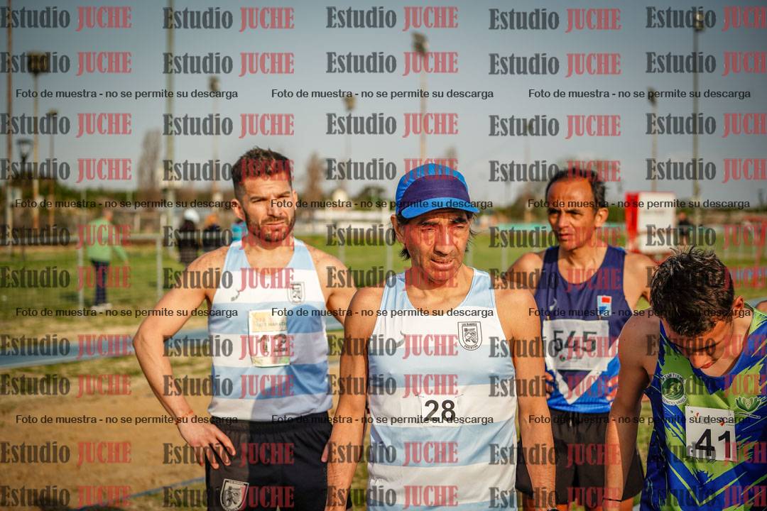 Fotos de los 3000 m llanos de varones