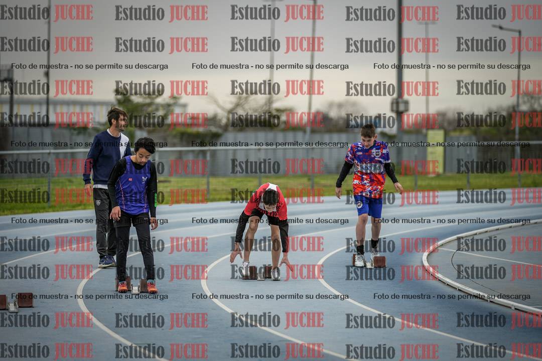 Fotos de los 150 m llanos de varones - U14