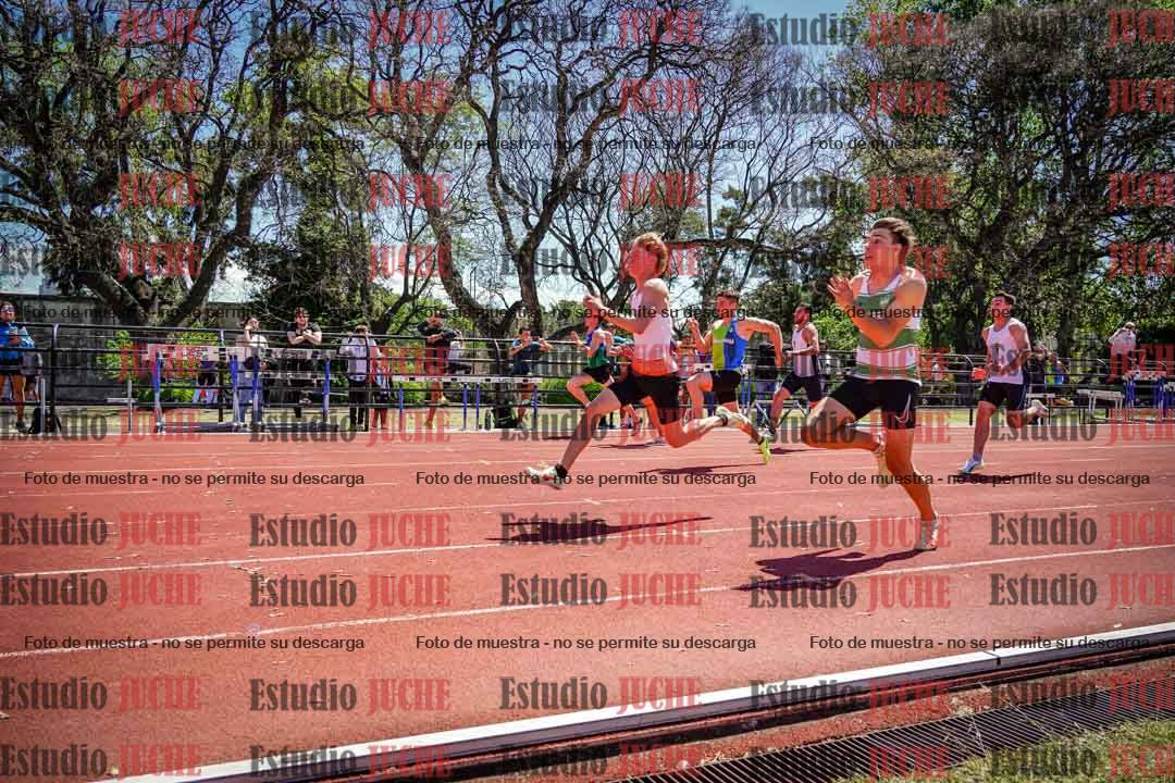 Fotos de los 100 m llanos de varones