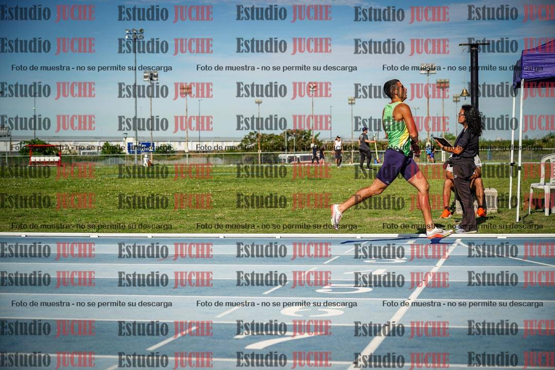 Fotos de los 1500 m llanos de varones