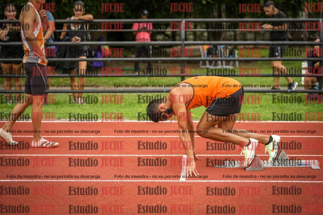 Fotos de los 400 m llanos de varones