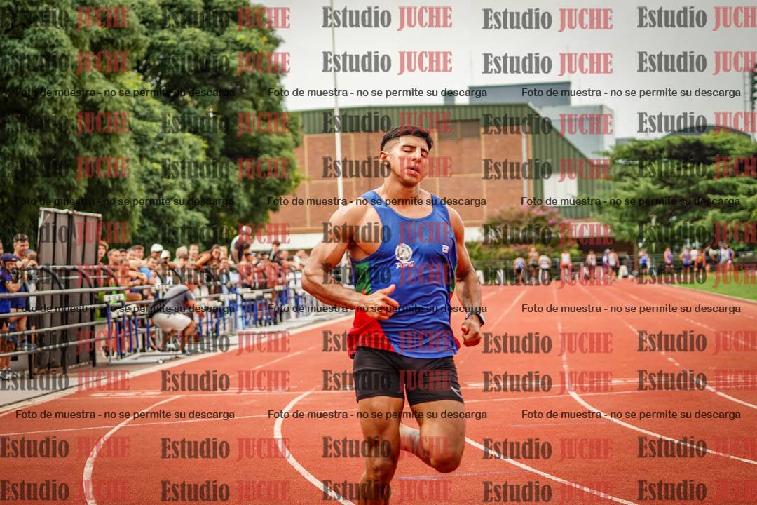 Fotos de los 100 m llanos de varones - FINAL