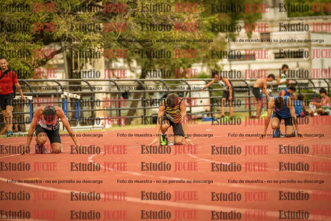 Fotos de los 200 m llanos de varones