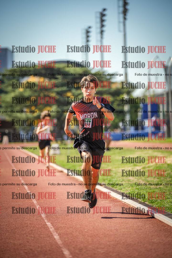 Fotos de los 600 m llanos de varones