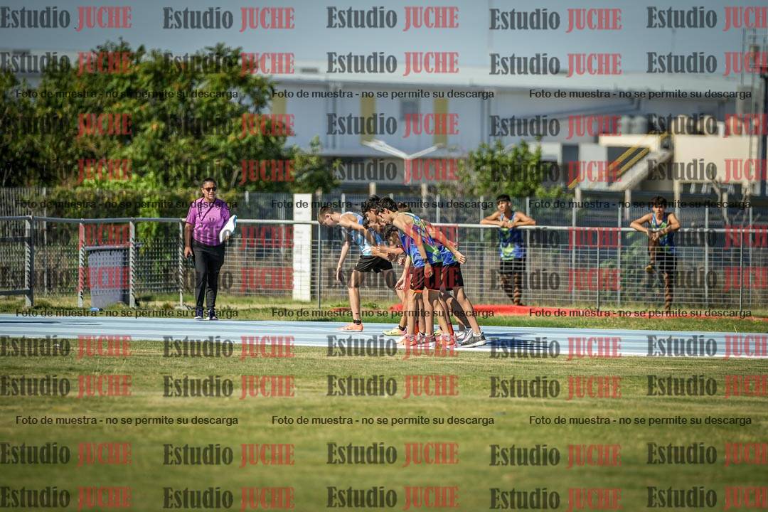 Fotos de los 600 m llanos de varones