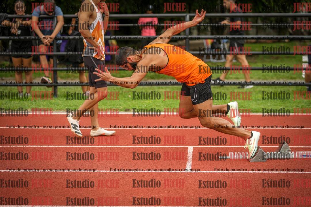 Fotos de los 400 m llanos de varones