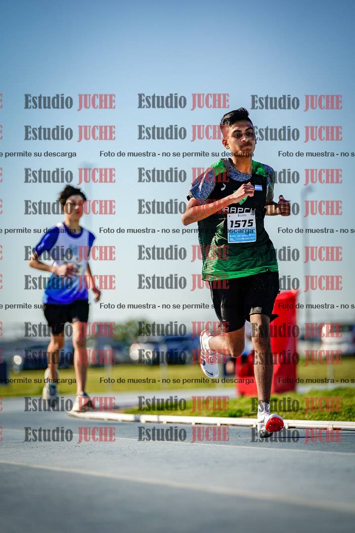 Fotos de los 2000 m llanos de varones