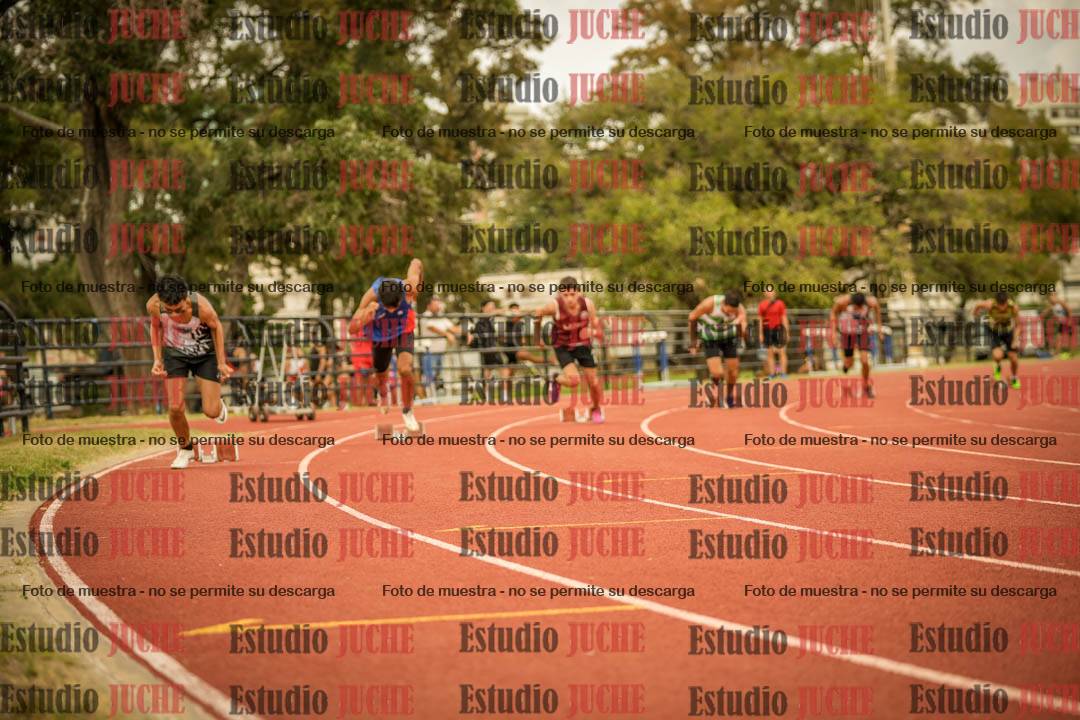 Fotos de los 200 m llanos de varones