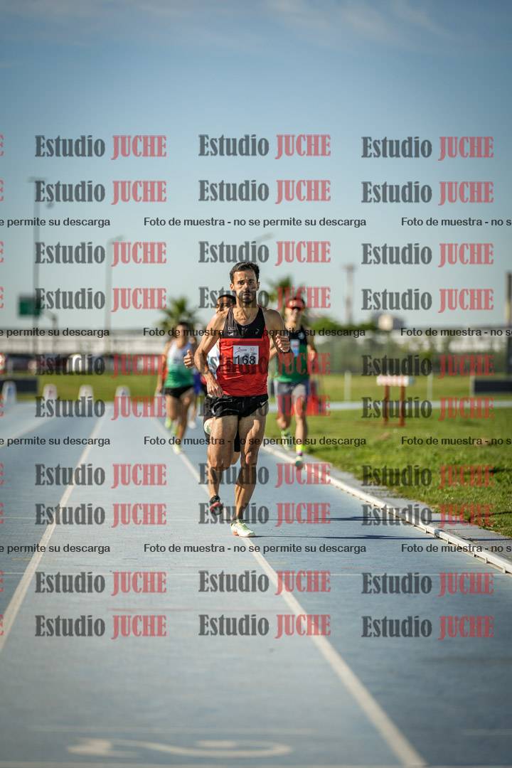 Fotos de los 1500 m llanos de varones